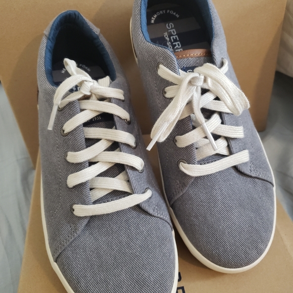 Sperry boys shoe - Picture 2 of 4